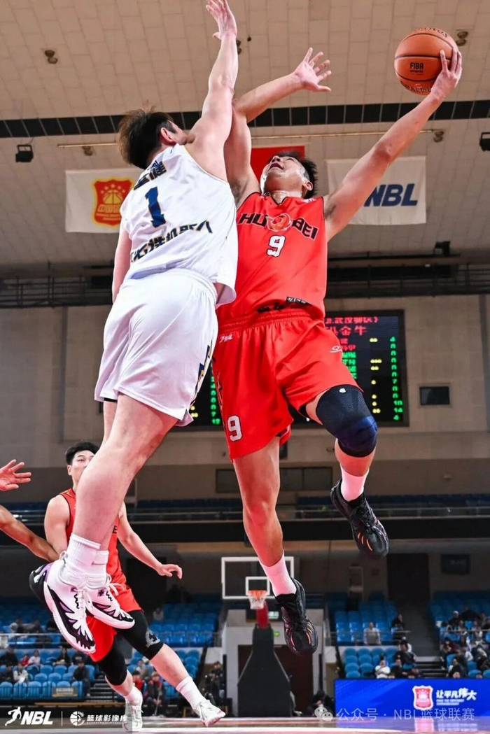 刚刚！炸裂了辽宁本钢扳平良机，阿斯顿维拉调整名单备战NBA常规赛的简单介绍